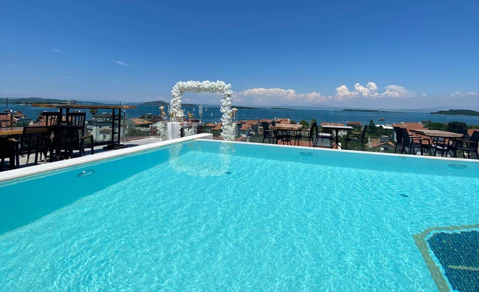 Ferush Boutique Hotel Urla Esterno foto